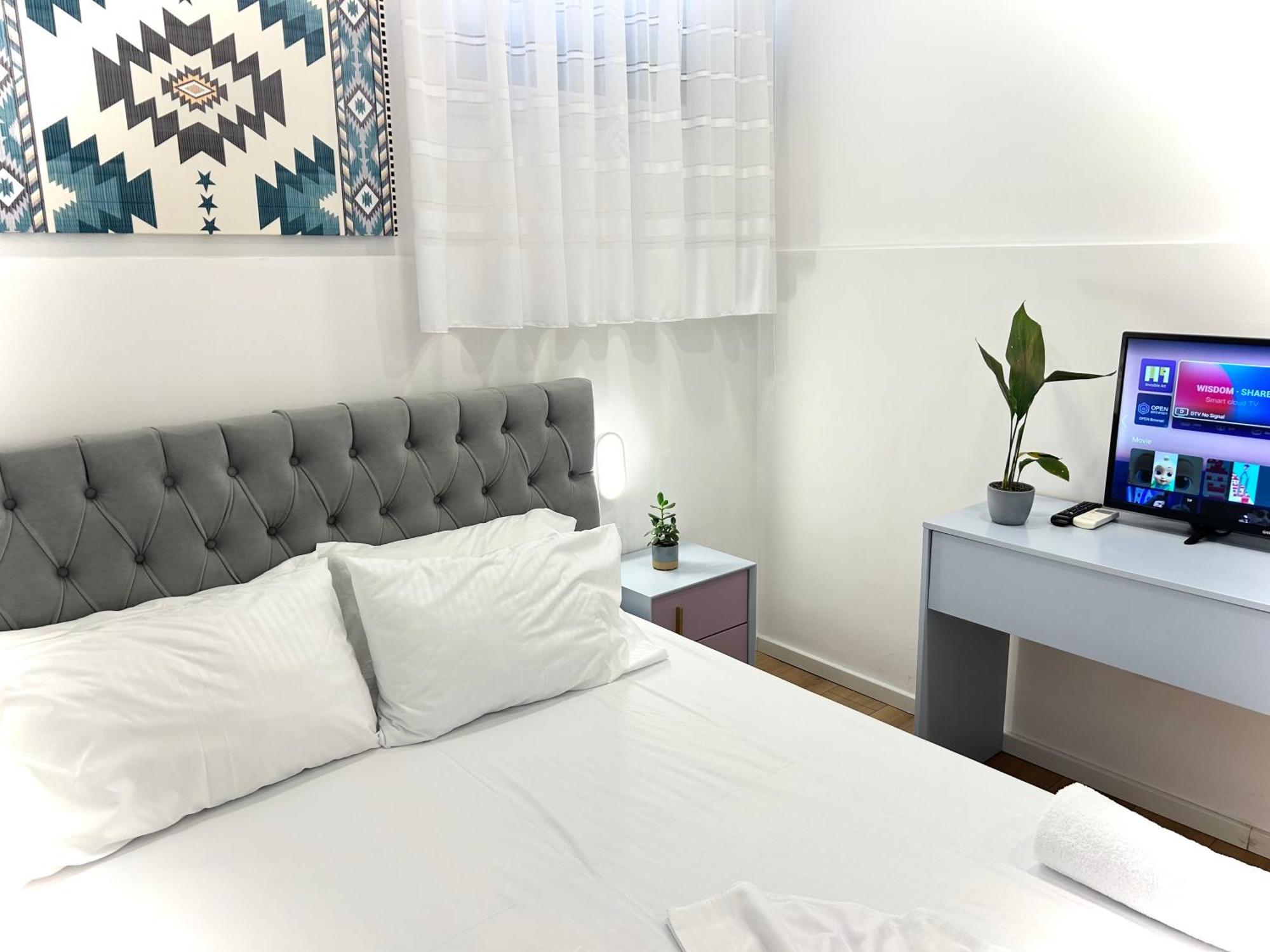Tirana Square Hotel Екстер'єр фото