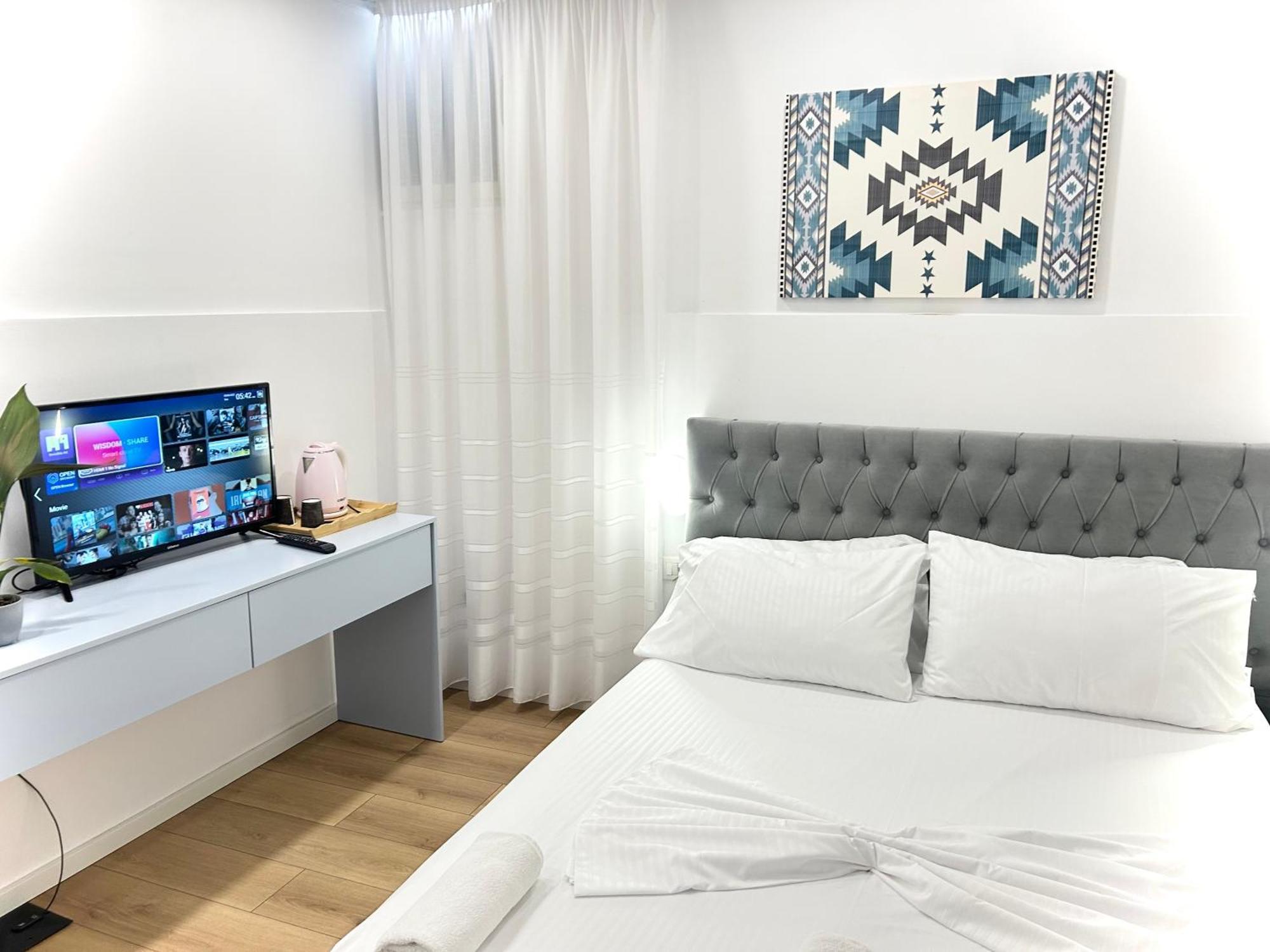 Tirana Square Hotel Екстер'єр фото