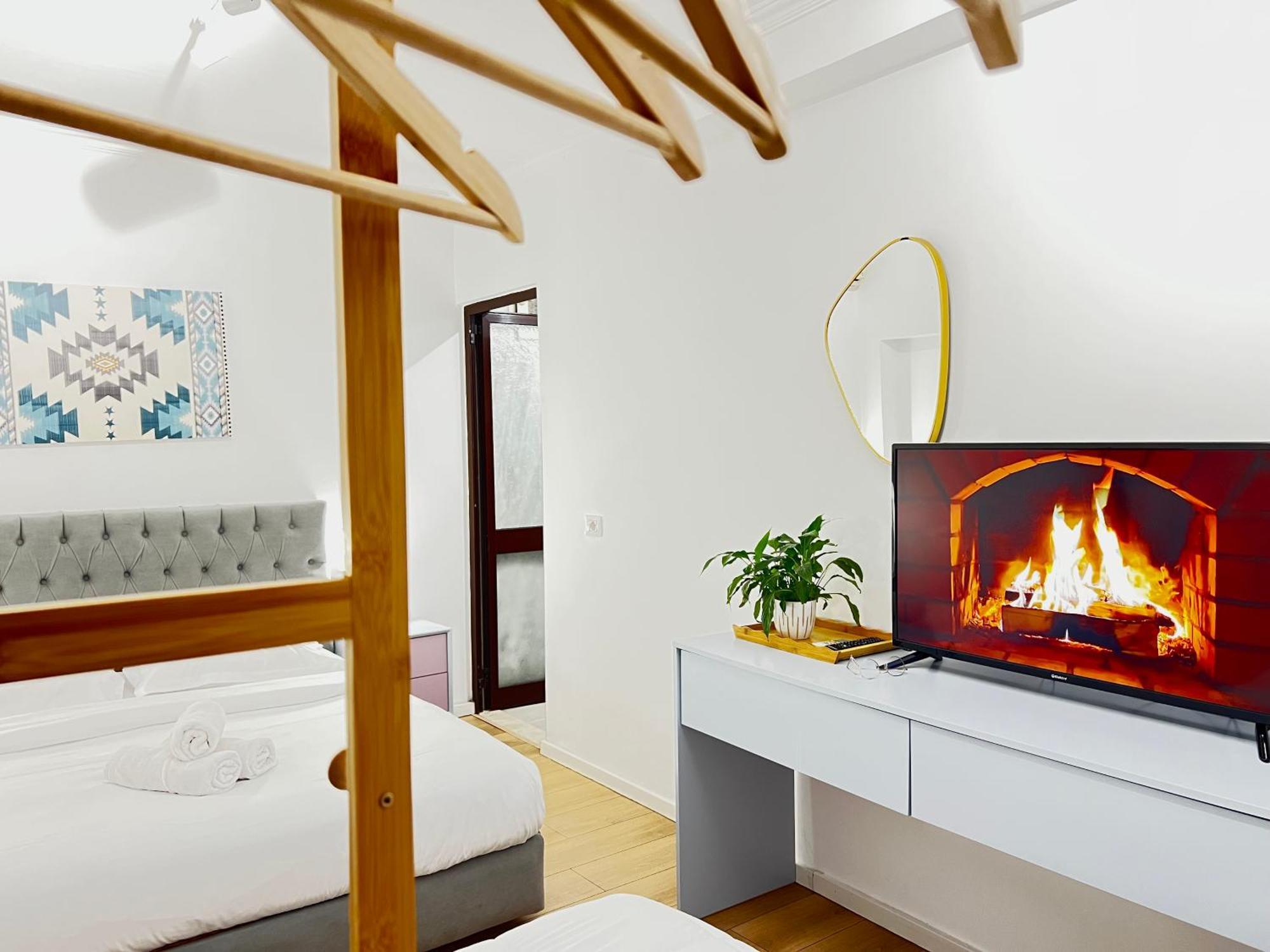 Tirana Square Hotel Екстер'єр фото