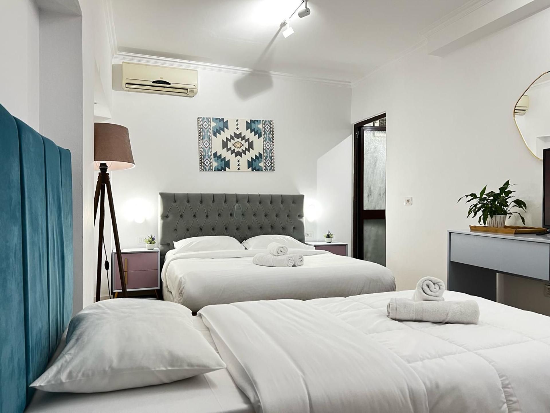 Tirana Square Hotel Екстер'єр фото