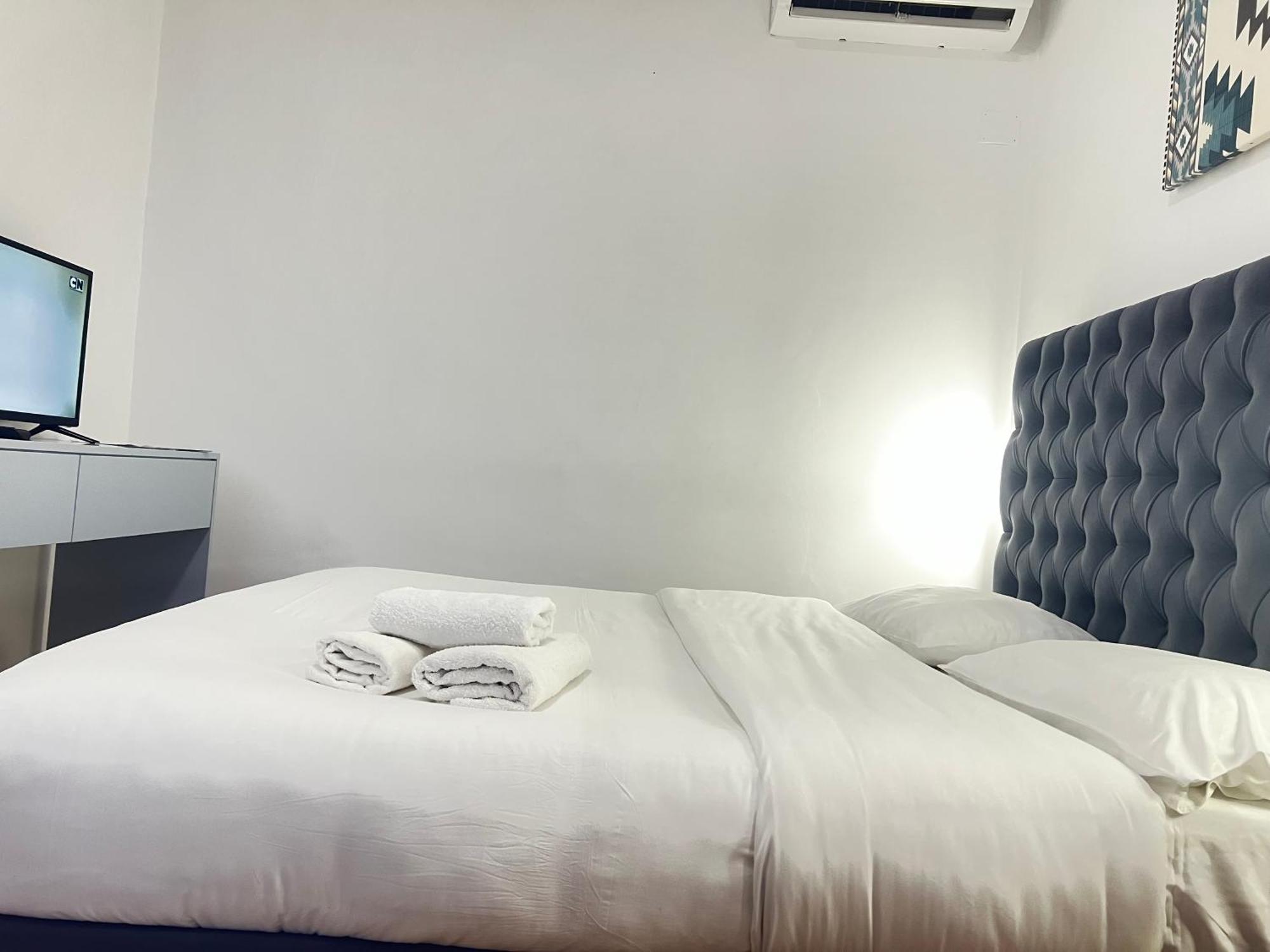 Tirana Square Hotel Екстер'єр фото