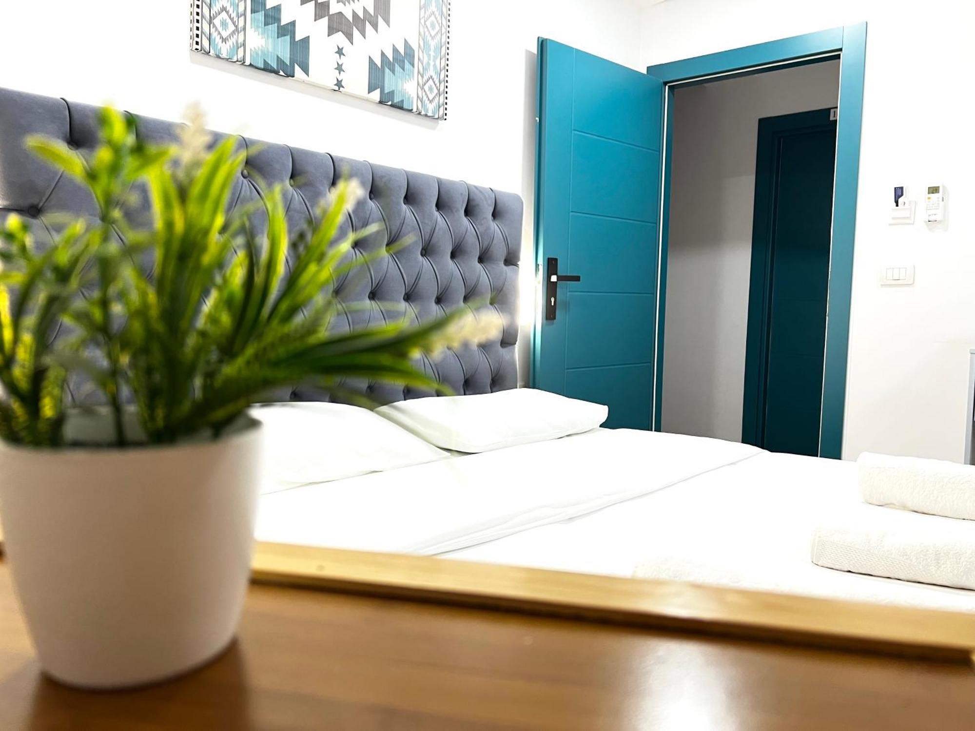 Tirana Square Hotel Екстер'єр фото