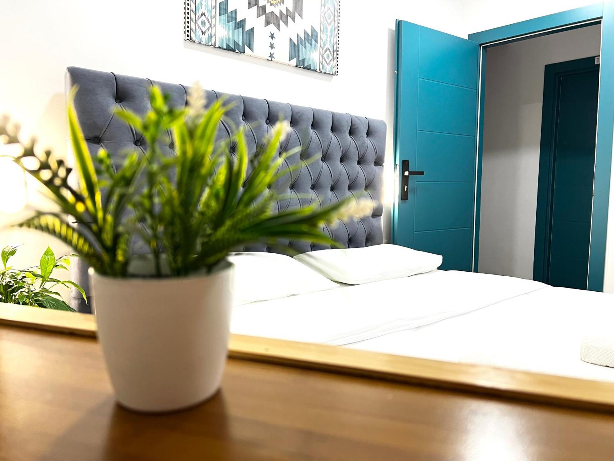 Tirana Square Hotel Екстер'єр фото